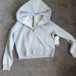 Vuori restore half zip hoodie